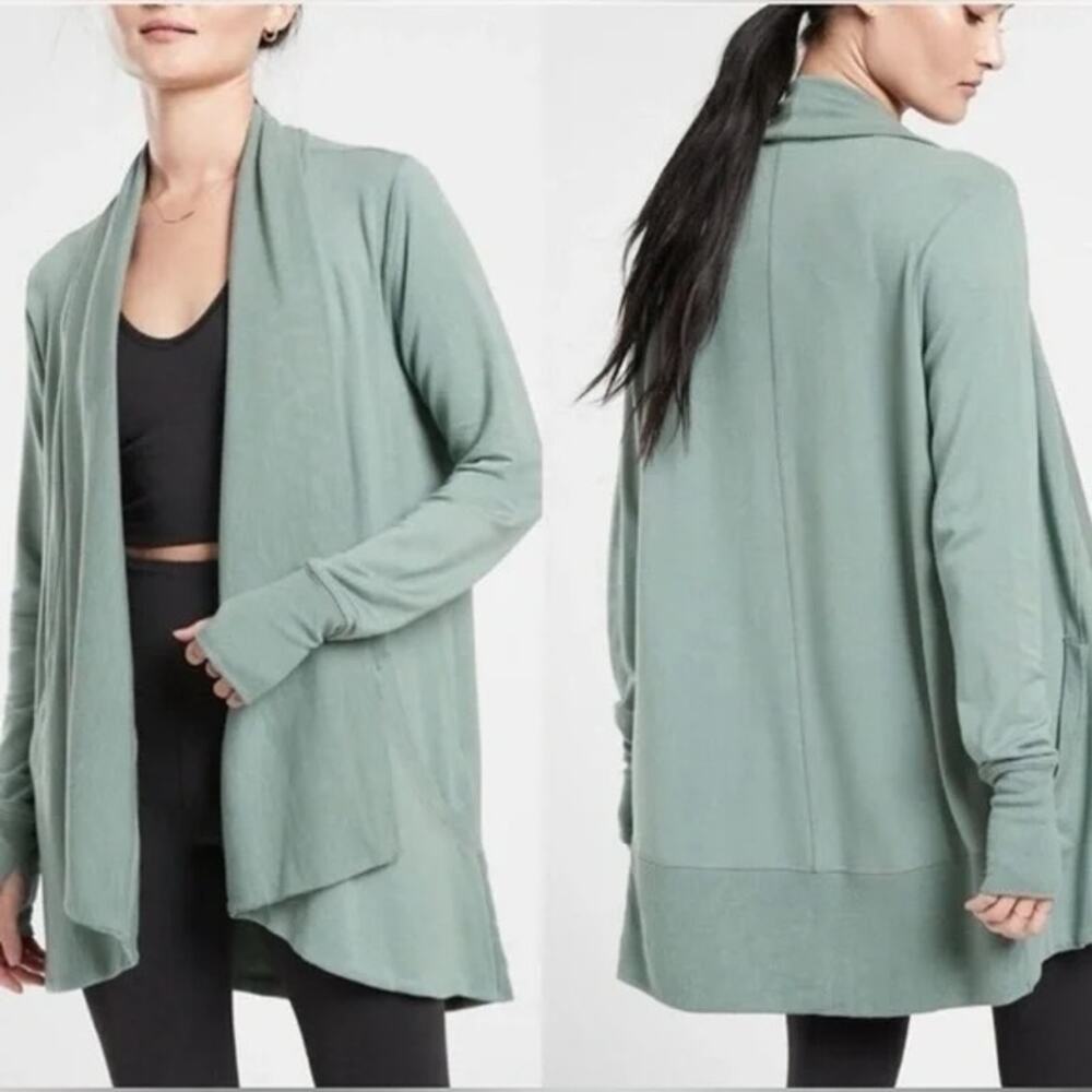 Athleta Pranayama Restore Wrap Cardigan Sweater Minimalist Gray M